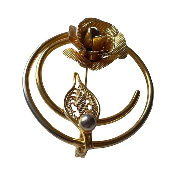 Vintage Sarah Coventry Circle Rose Gold Tone Brooch - Picture 2 of 9